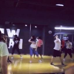 超人跳舞视频大全